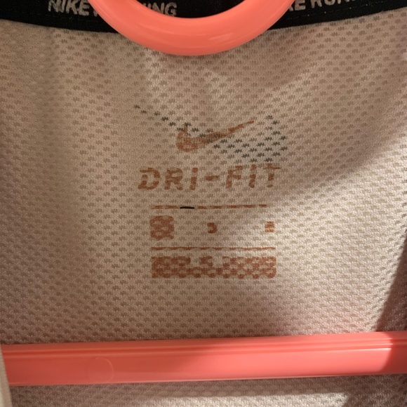 Nike Dri-Fit Light Purple Mesh Racerback High Low Tank Top Women’s Size Small - Picture 7 of 7